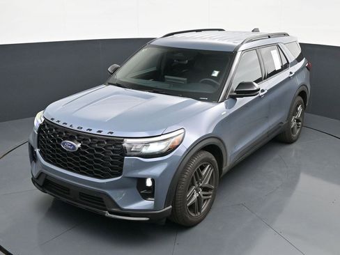 Used 2025 Ford Explorer ST-Line w/ Premium Package RWD image 20