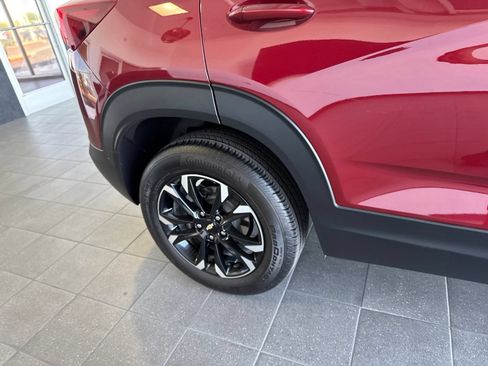 Used 2023 Chevrolet TrailBlazer LT FWD image 22