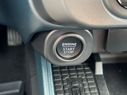 Used 2025 Ford Maverick Tremor image 21