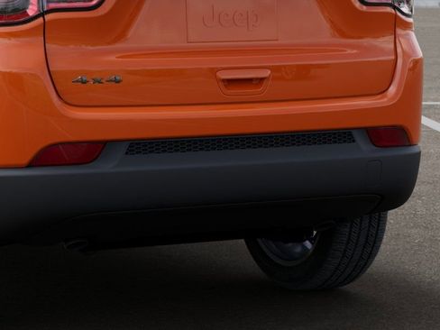 New 2026 Jeep Compass Latitude image 13