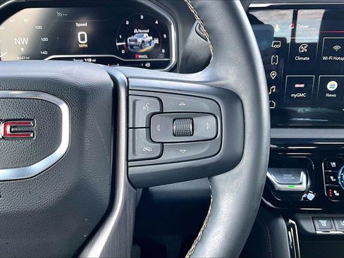 Used 2025 GMC Sierra 3500 AT4 w/ AT4 Premium Plus Package image 21