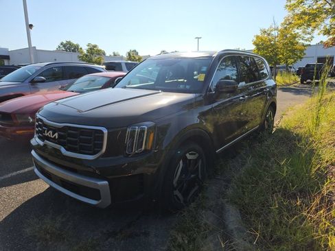 Used 2024 Kia Telluride S w/ S Sunroof Package AWD/4WD image 1