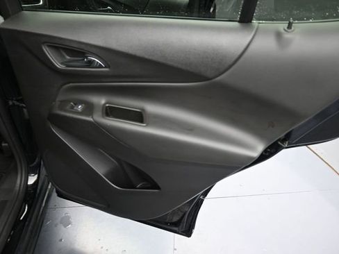 Used 2024 Chevrolet Equinox LT image 33
