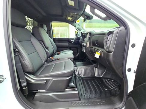 New 2026 GMC Sierra 3500 Pro w/ Convenience Package image 11