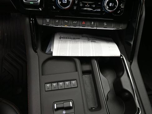 New 2026 GMC Sierra 2500 AT4 w/ AT4 Premium Plus Package AWD/4WD image 27