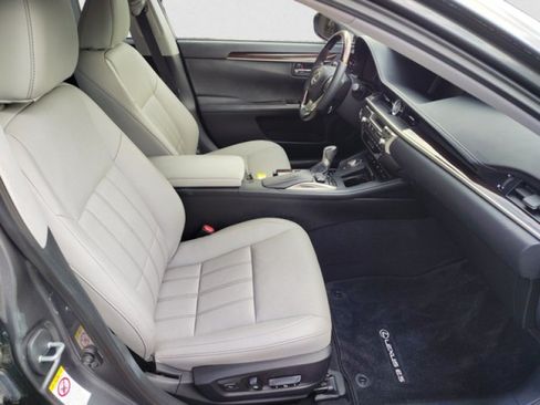 Used 2017 Lexus ES 350 w/ Luxury Package FWD image 20
