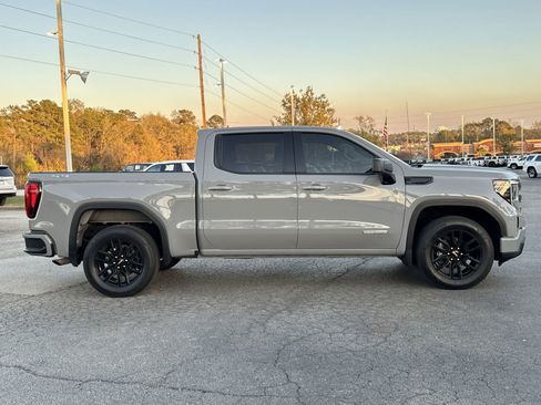 Used 2024 GMC Sierra 1500 Elevation image 11