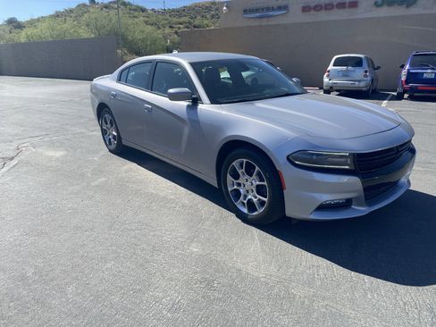 Used 2015 Dodge Charger SXT w/ AWD Plus Group image 5