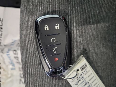 Used 2022 Chevrolet Equinox LT image 30