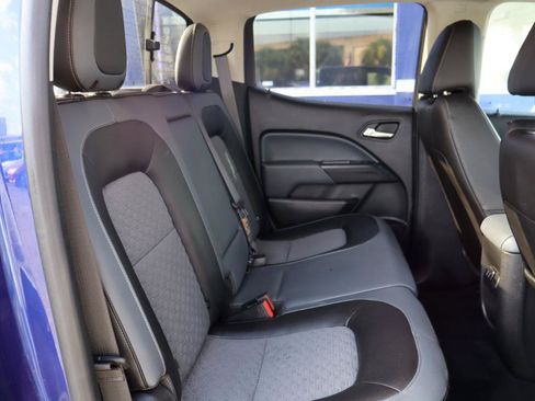 Used 2017 Chevrolet Colorado Z71 AWD/4WD image 24