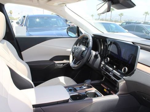 Certified 2023 Lexus RX 350 Premium w/ Cold Area Package FWD image 5