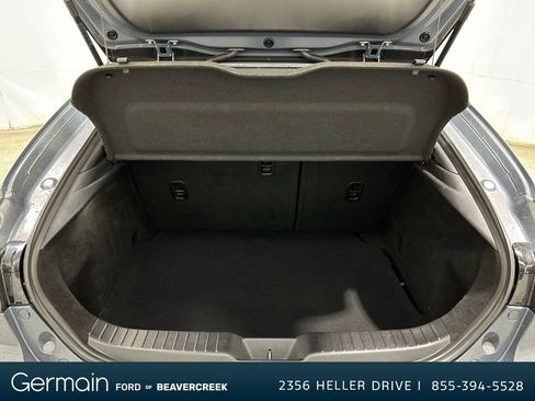 Used 2023 MAZDA MAZDA3 s image 28