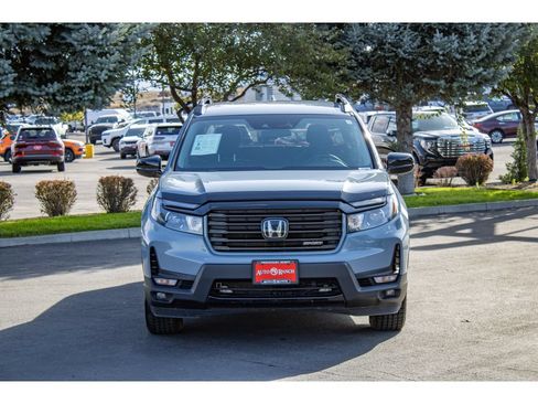 Used 2023 Honda Ridgeline Sport image 3