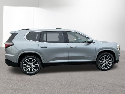 New 2026 GMC Acadia Denali Ultimate AWD/4WD image 2