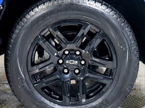 Used 2024 Chevrolet Silverado 1500 Custom w/ Rally Edition image 13