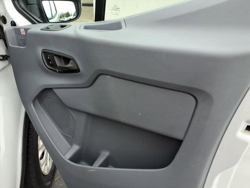 Used 2019 Ford Transit 150 XLT image 26