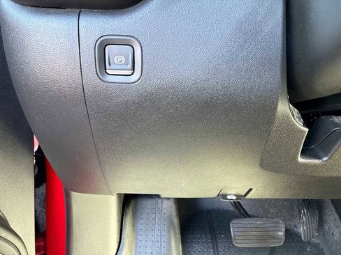 Certified 2024 Chevrolet Silverado 1500 Custom w/ Rally Edition image 17