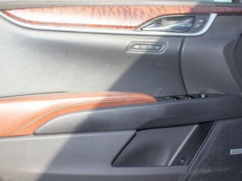 Used 2016 Cadillac XTS Luxury w/ Driver Awareness Package image 21