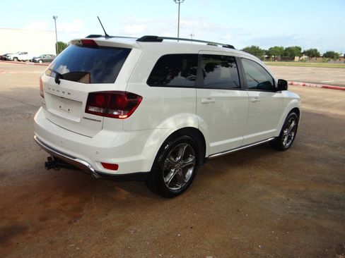 Used 2017 Dodge Journey Crossroad FWD image 5