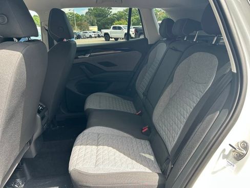 New 2025 Volkswagen Tiguan S w/ 18" Wheel Package image 13