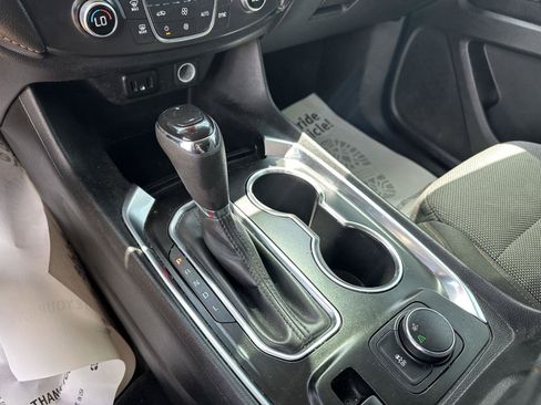 Used 2019 Chevrolet Traverse LS FWD image 31