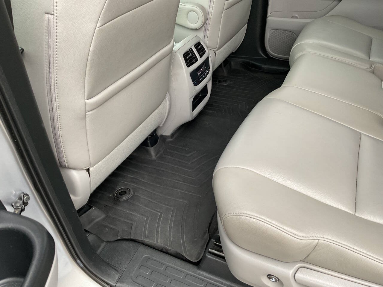 Used 2016 Honda Pilot EX-L image 28