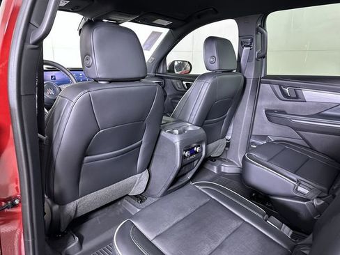 New 2026 Buick Enclave Preferred w/ LPO, Floor Liner Package image 40