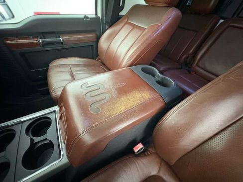 Used 2014 Ford F250 King Ranch w/ King Ranch w/Chrome Package image 35
