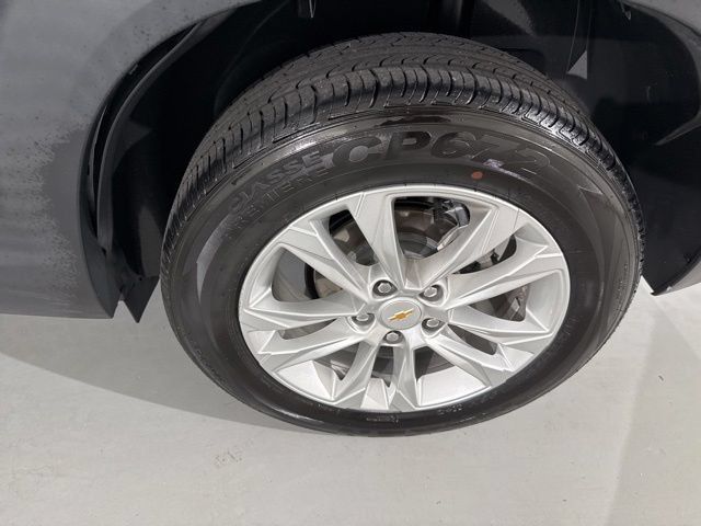Used 2023 Chevrolet TrailBlazer LS w/ LPO, Blackout Package FWD image 8