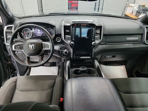 Used 2023 RAM 1500 Big Horn AWD/4WD image 3