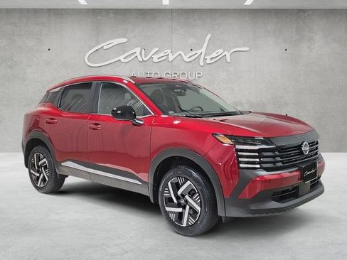 New 2026 Nissan Kicks SV image 2