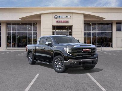 New 2025 GMC Sierra 1500 SLT w/ SLT Premium Package