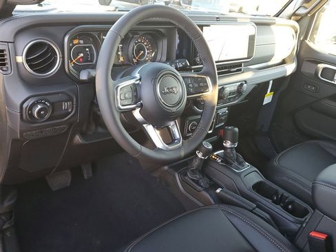 New 2026 Jeep Wrangler Sahara image 20