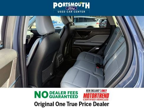 Used 2022 Lincoln Corsair AWD w/ Equipment Group 101A image 5