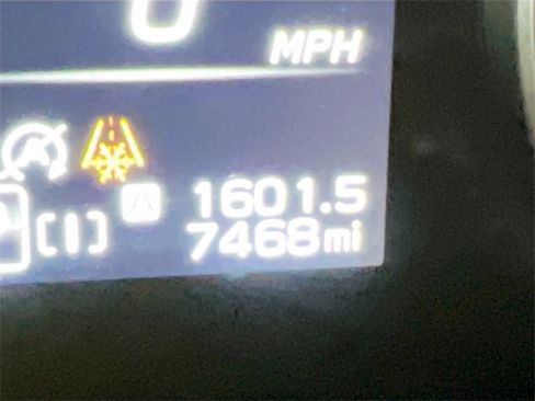 Certified 2025 Subaru Crosstrek 2.0i Premium image 5