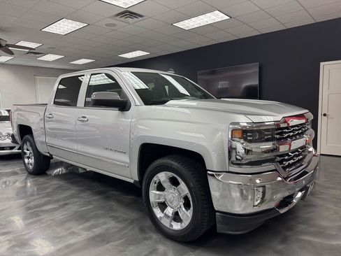 Used 2018 Chevrolet Silverado 1500 LTZ w/ Sport Package AWD/4WD image 5