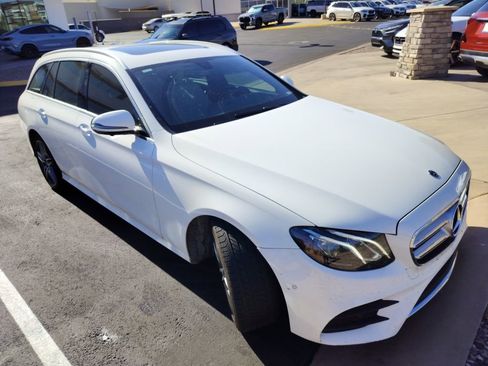 Used 2019 Mercedes-Benz E 450 4MATIC Wagon image 3