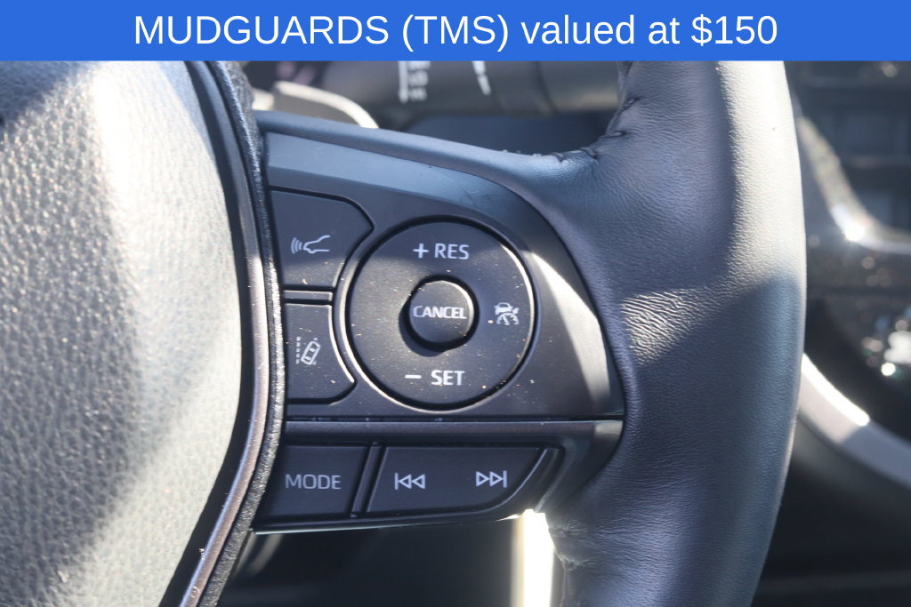 Used 2024 Toyota RAV4 LE AWD/4WD image 8