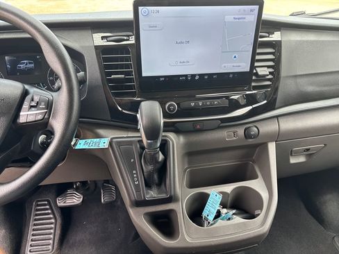 Used 2024 Ford Transit 350 XLT RWD image 18