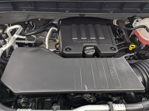 Used 2025 GMC Sierra 1500 Pro w/ Pro Value Package image 10