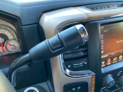 Used 2014 RAM 2500 Longhorn w/ Convenience Group AWD/4WD image 64