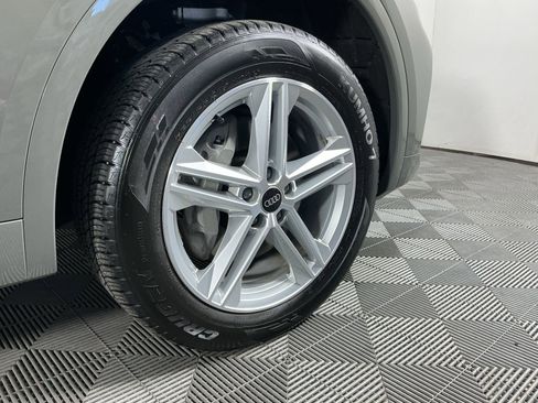 Certified 2025 Audi Q5 e Premium Plus w/ Premium Plus Package AWD/4WD image 11