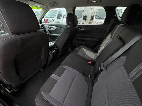 Used 2025 Chevrolet Blazer LT AWD/4WD image 22