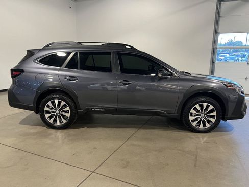 Used 2024 Subaru Outback Limited XT w/ Popular Package #2 AWD/4WD image 2