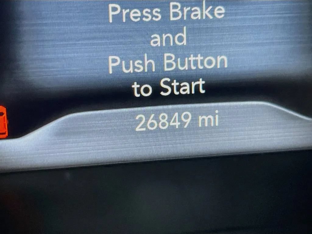 Used 2020 Jeep Cherokee Limited FWD image 13