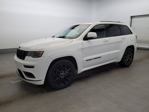 Used 2018 Jeep Grand Cherokee High Altitude image 2