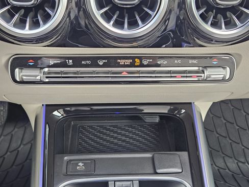 Certified 2026 Mercedes-Benz GLA 250 image 29