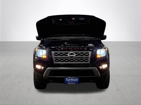 Used 2022 Nissan Frontier SV w/ Technology Package AWD/4WD image 5