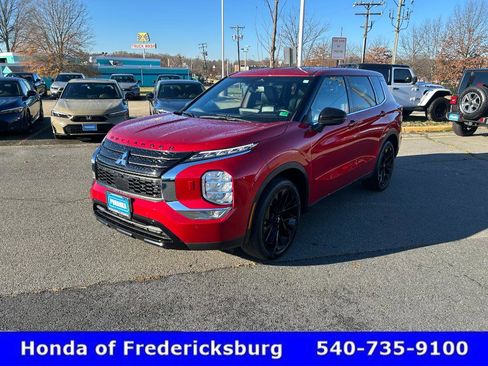 Used 2023 Mitsubishi Outlander SEL Black Edition image 2
