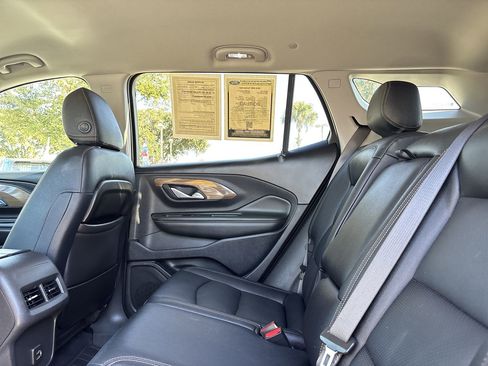 Used 2021 GMC Terrain SLE image 16